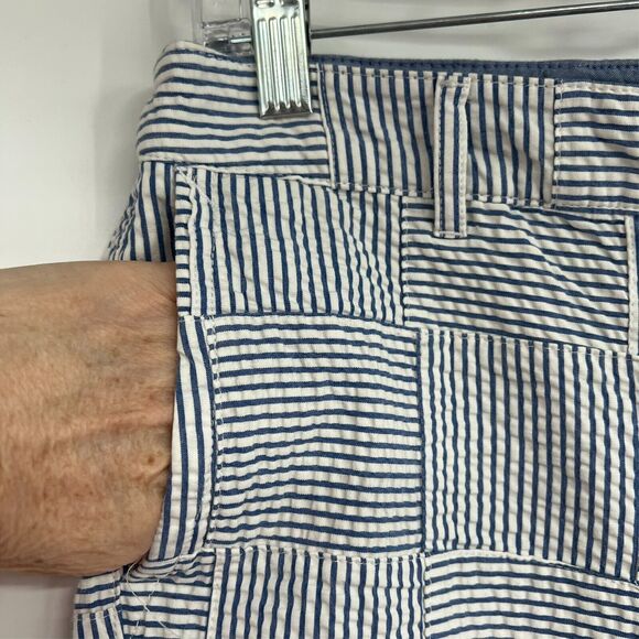L.L. Bean Seersucker Shorts Womens 8 Blue Favorite Fit Chino Patchwork Stripe - Picture 3 of 7